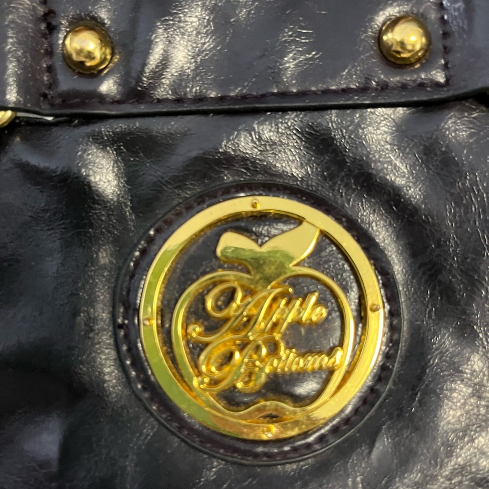 Apple Bottoms Black and Gold Designer Tote Bag - Picture 3 of 8